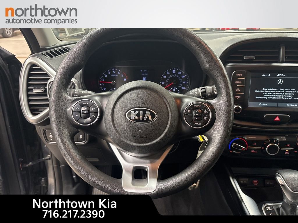 Certified 2020 Kia Soul S image 11