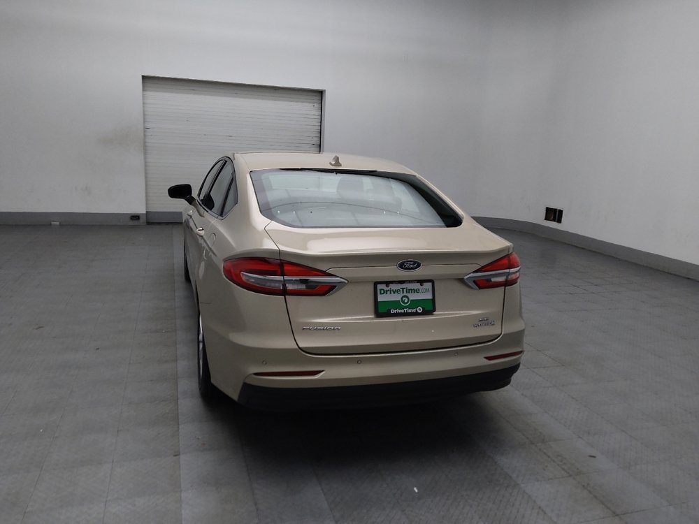 Used 2019 Ford Fusion SE image 6