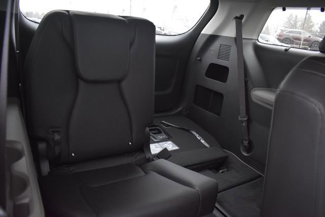 New 2026 Kia Carnival EX FWD image 15