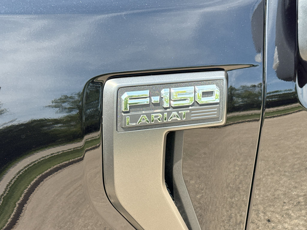 Used 2021 Ford F150 Lariat w/ Equipment Group 502A High AWD/4WD image 8