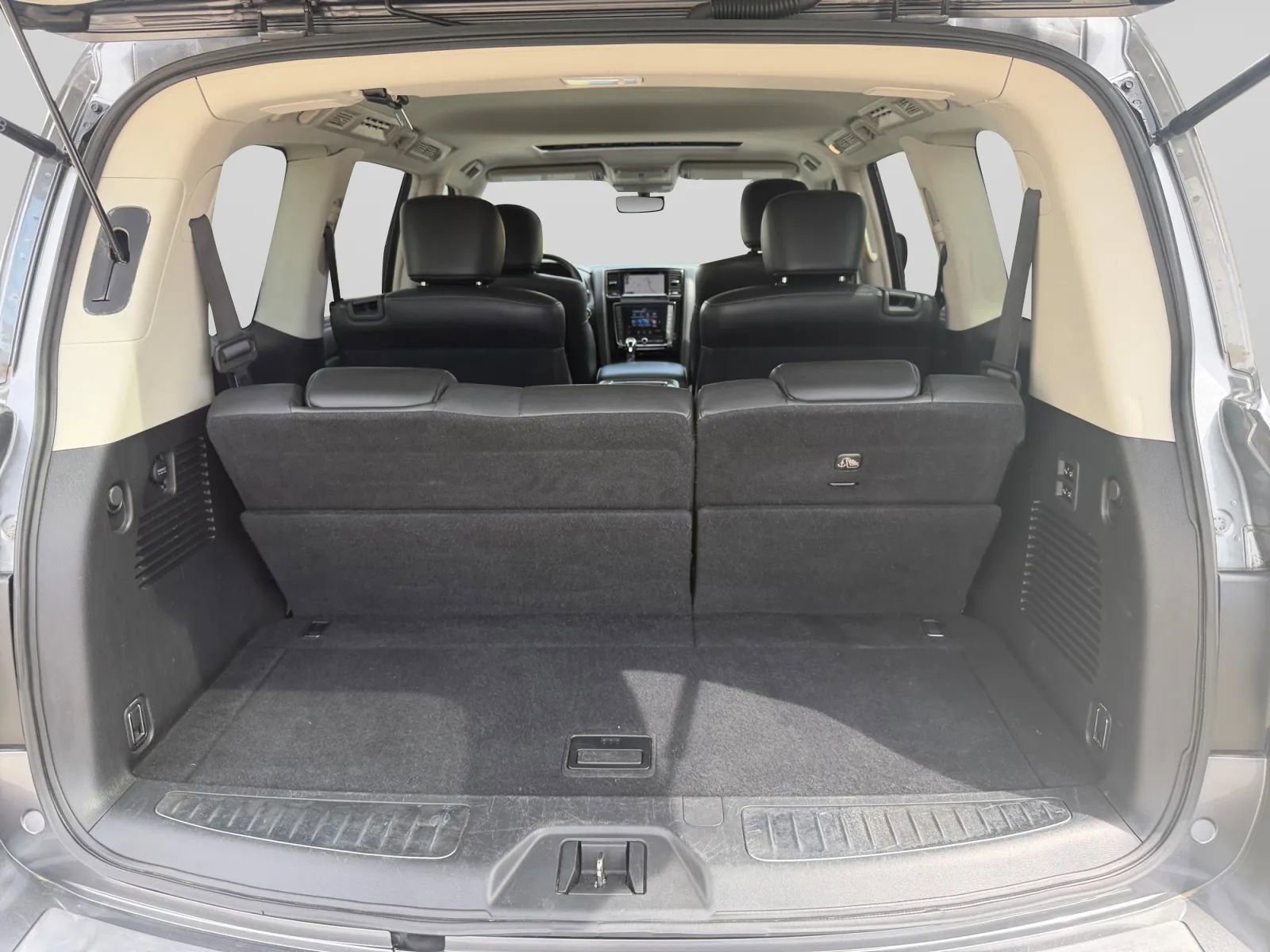 Used 2020 INFINITI QX80 Luxe w/ Proassist Package RWD image 29