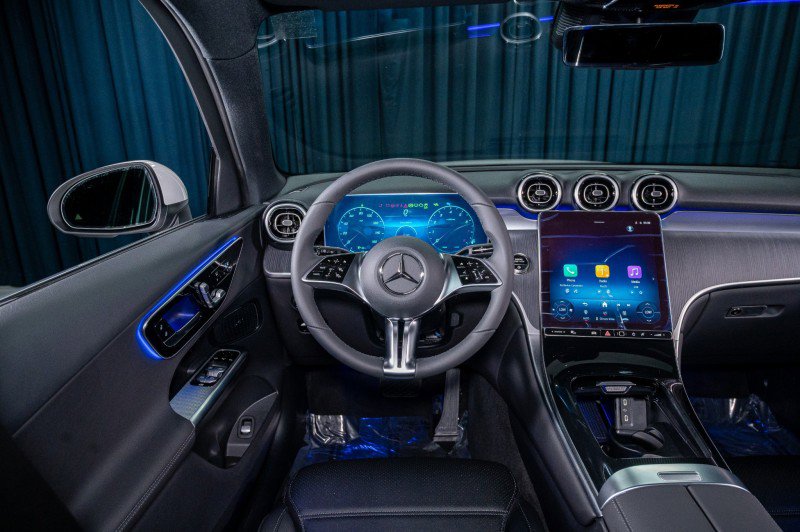 New 2026 Mercedes-Benz GLC 300 image 14