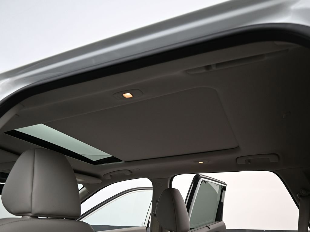 Used 2022 Nissan Rogue SL w/ SL Premium Package FWD image 14
