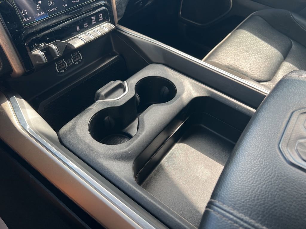 Used 2022 RAM 1500 Laramie w/ Laramie Southwest Edition image 13