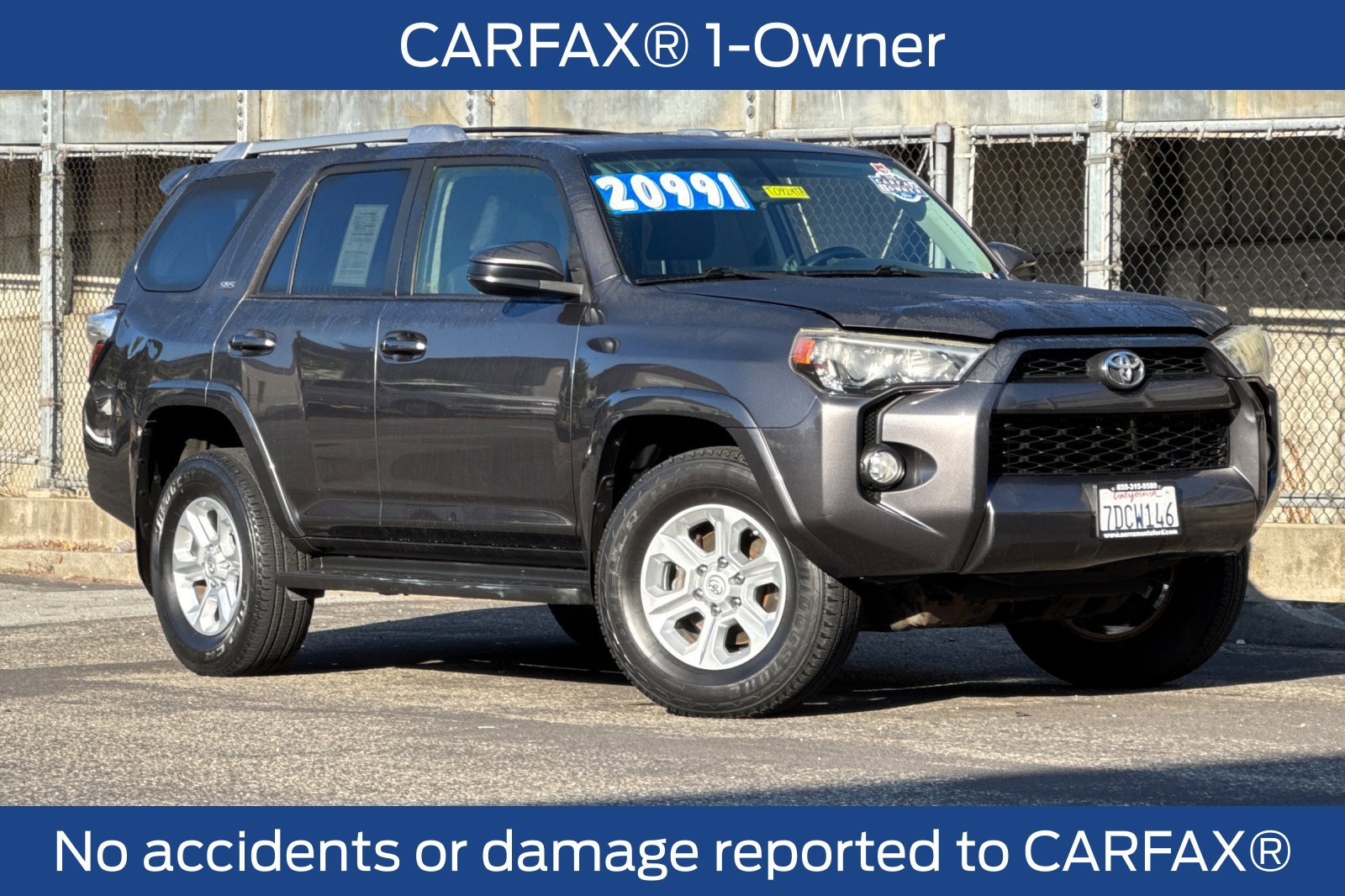 Used 2014 Toyota 4Runner SR5 AWD/4WD image 2