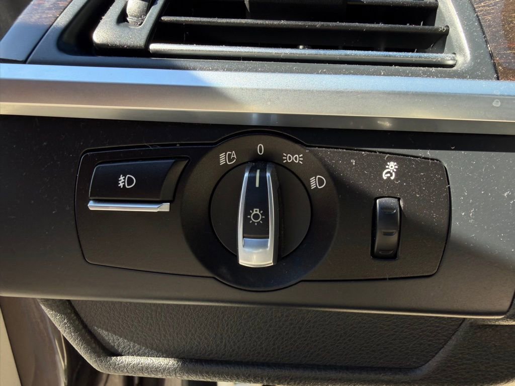 Used 2012 BMW 650i Convertible image 20