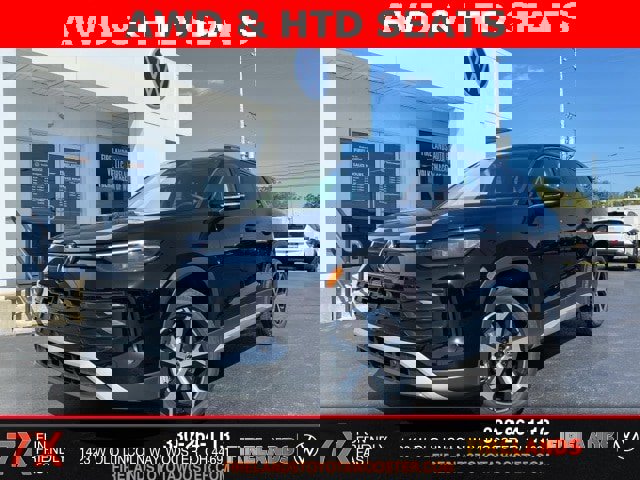 New 2025 Volkswagen Tiguan SE