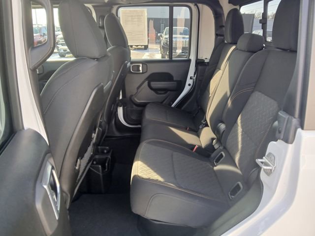 Used 2024 Jeep Gladiator Mojave image 12