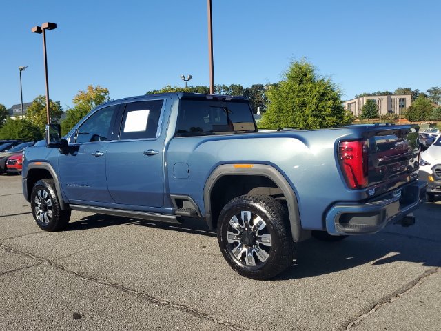 Used 2025 GMC Sierra 2500 Denali w/ Denali Reserve Package AWD/4WD image 4