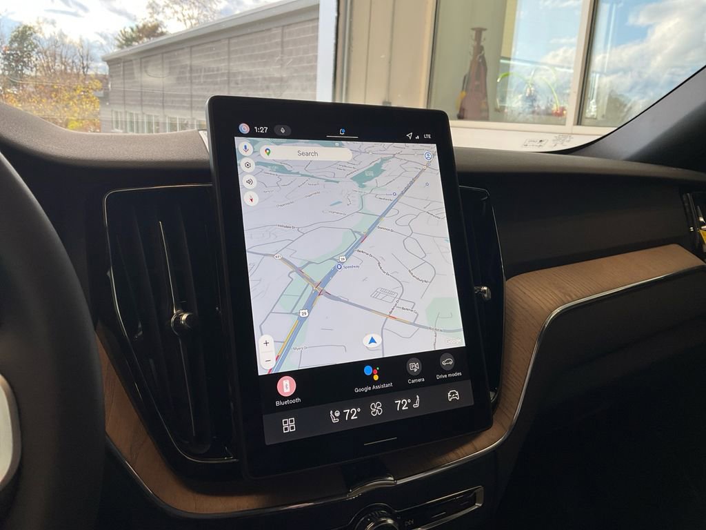 New 2026 Volvo XC60 B5 Plus w/ Protection Package Premier image 21