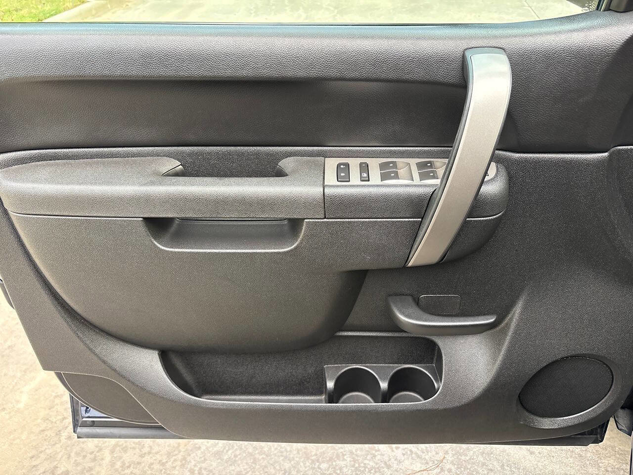 Used 2011 Chevrolet Silverado 1500 LS image 25
