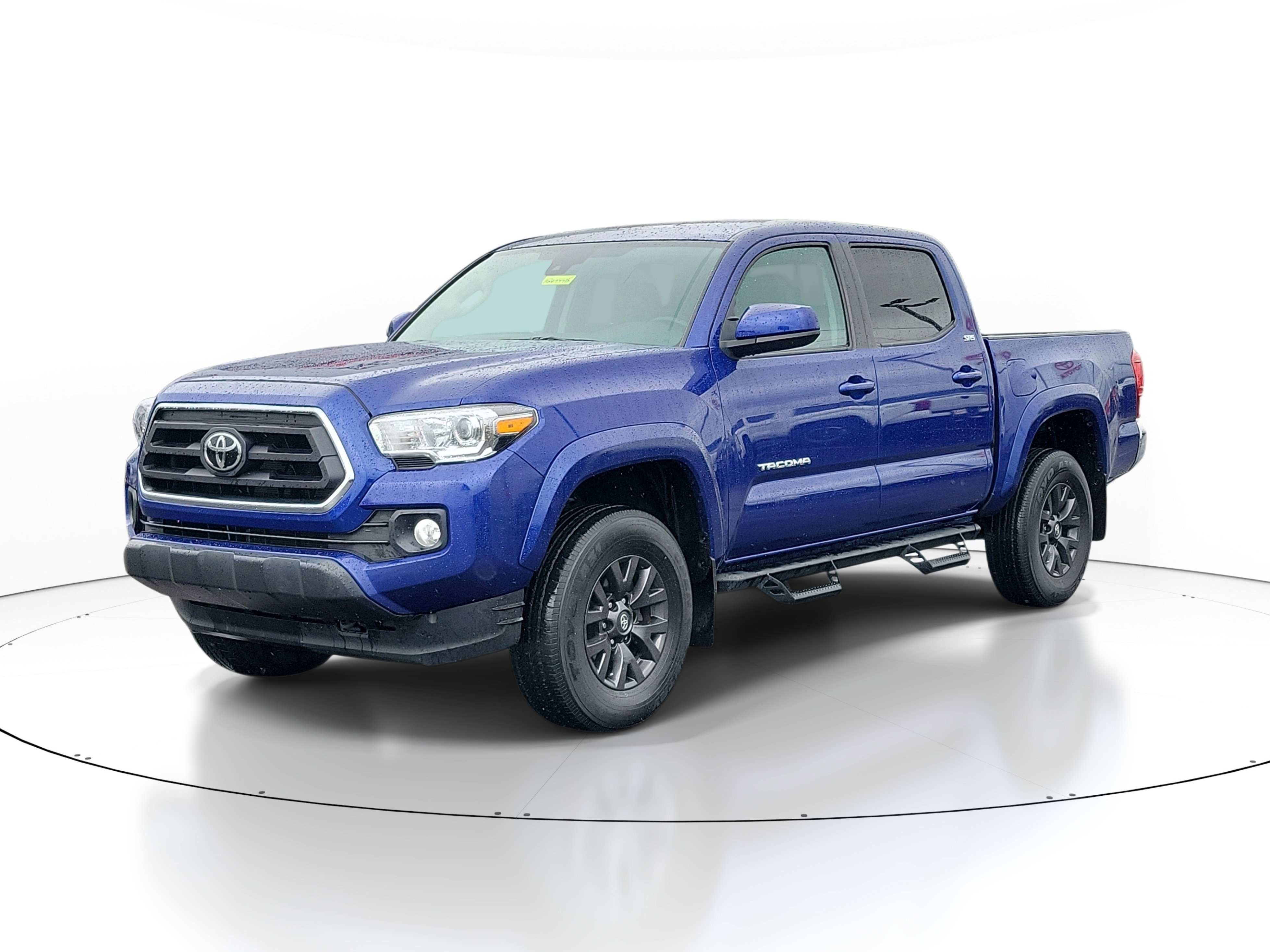 Used 2022 Toyota Tacoma SR5 w/ SR5 Appearance Package (SM) RWD image 2
