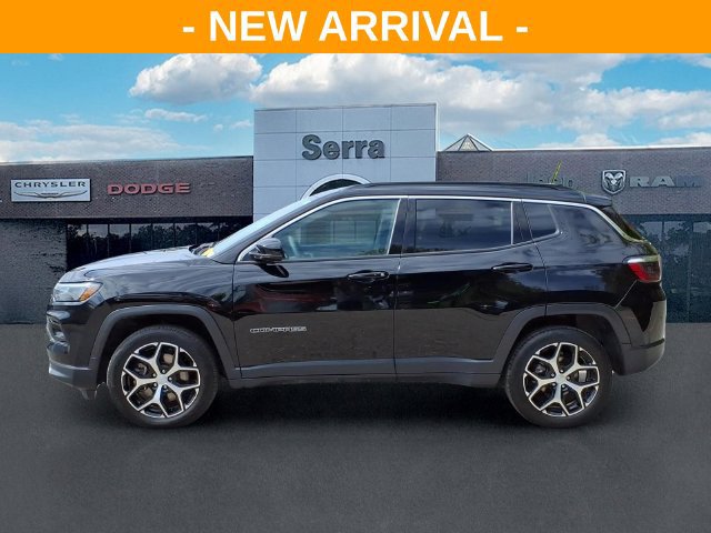 Used 2024 Jeep Compass Limited AWD/4WD image 4
