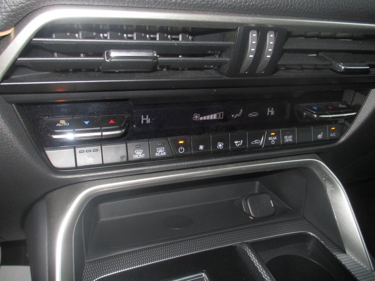 Used 2025 MAZDA CX-70 3.3 Turbo w/ Preferred Package image 23