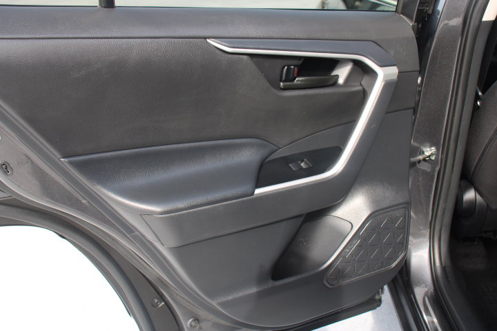 Certified 2024 Toyota RAV4 LE AWD/4WD image 12