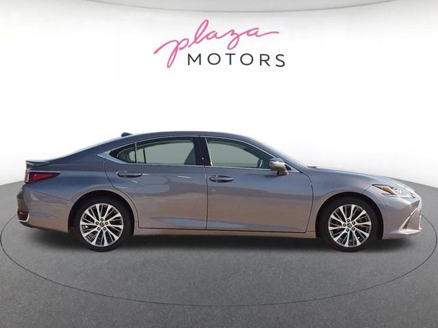 Used 2021 Lexus ES 250 w/ Premium Package AWD/4WD image 4