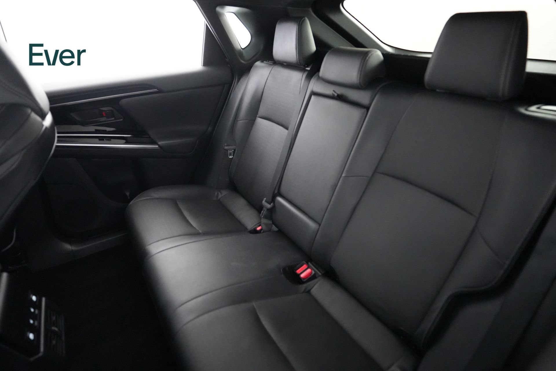 Used 2023 Subaru Solterra AWD image 24