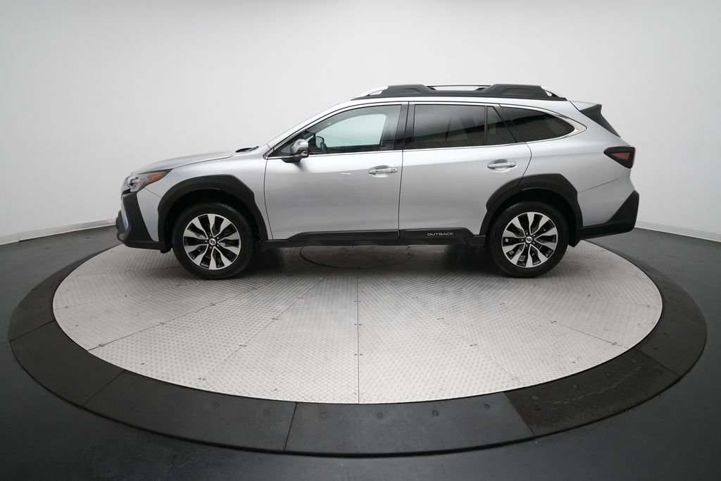 Certified 2025 Subaru Outback Touring AWD/4WD image 25