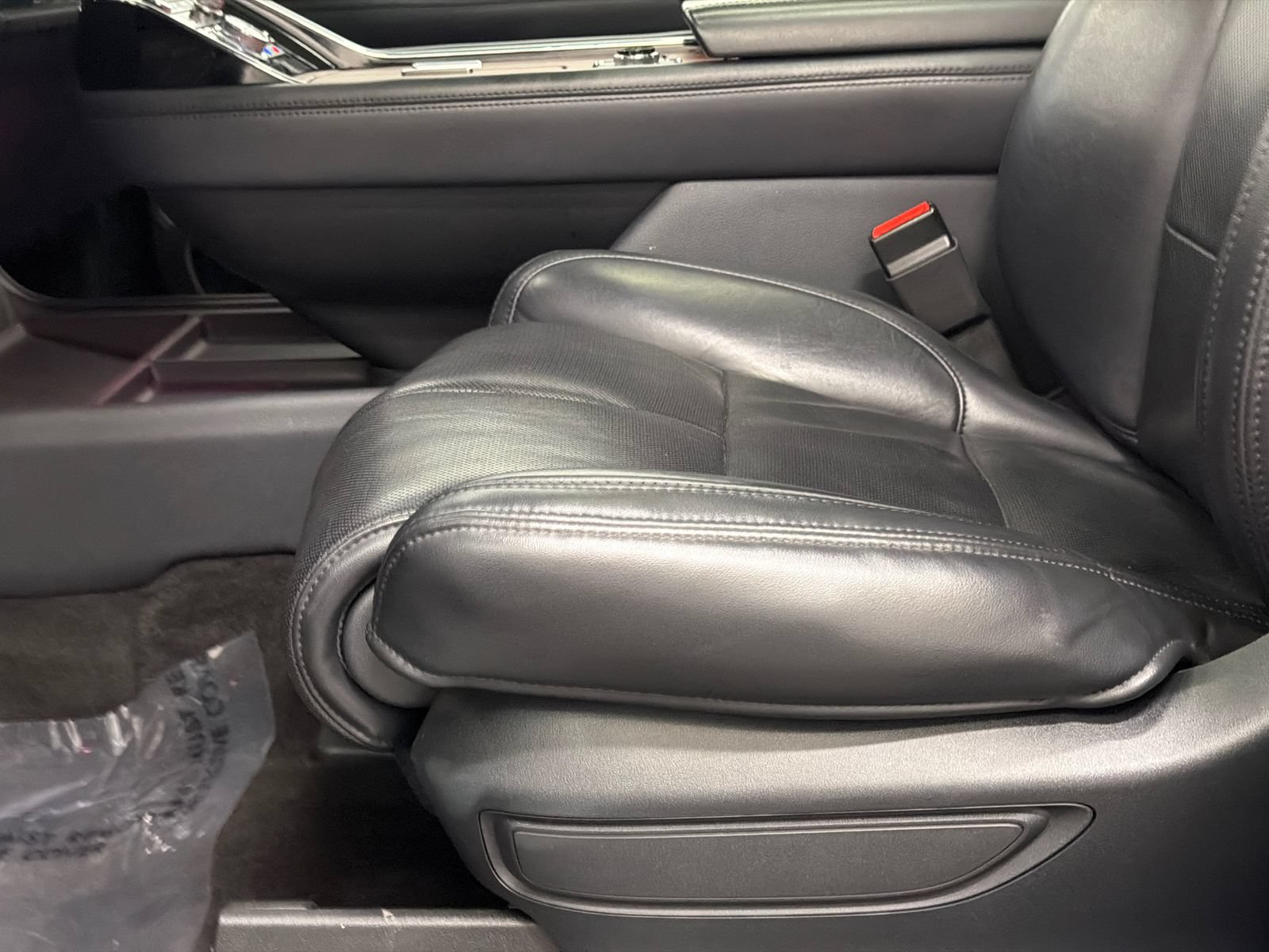Certified 2023 Lincoln Navigator Reserve AWD/4WD image 19
