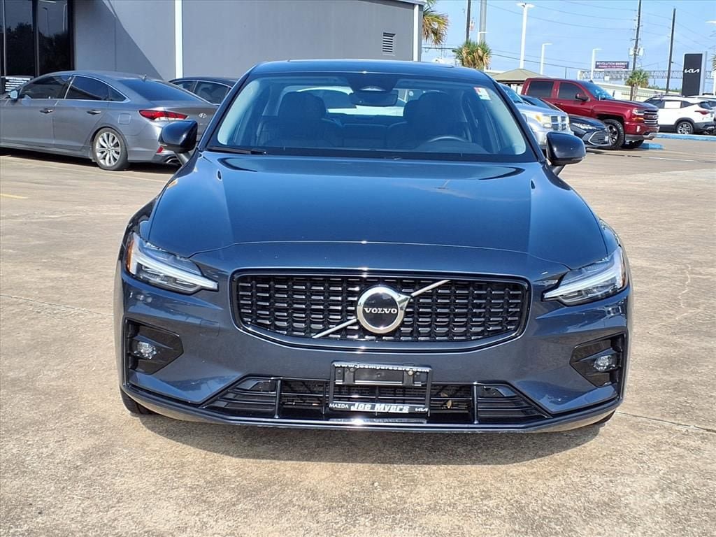 Used 2024 Volvo S60 B5 Core FWD image 7