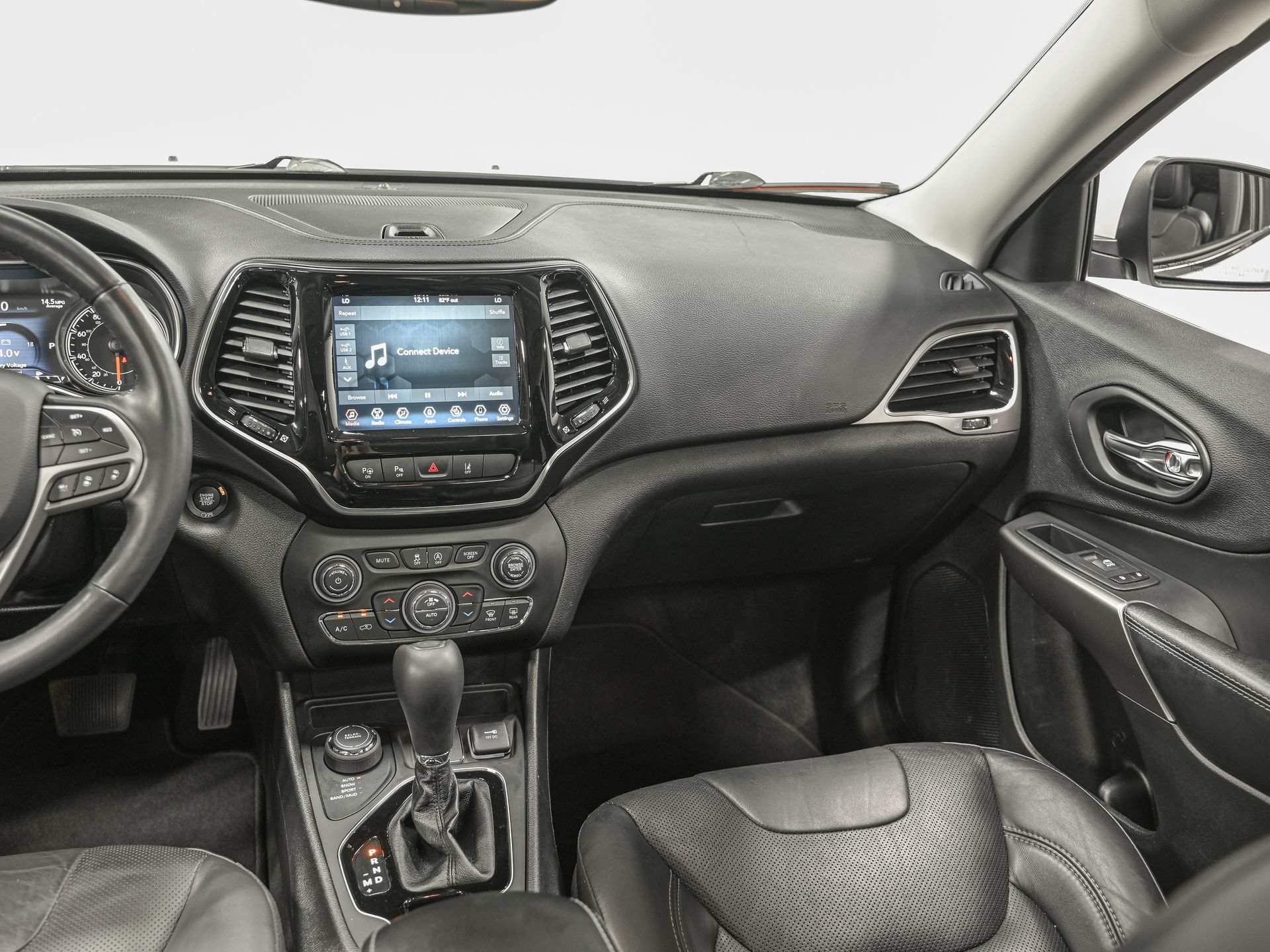 Used 2021 Jeep Cherokee Limited AWD/4WD image 31