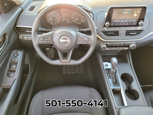 Used 2025 Nissan Altima 2.5 S image 12