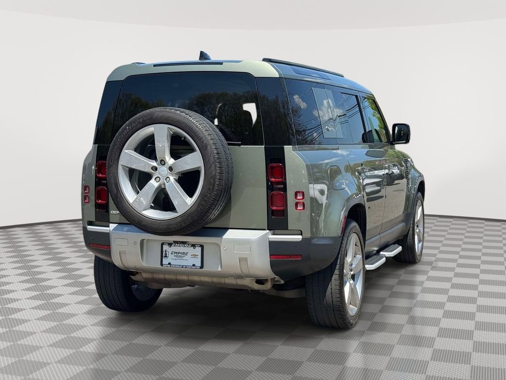 Used 2024 Land Rover Defender 110 S AWD/4WD image 4