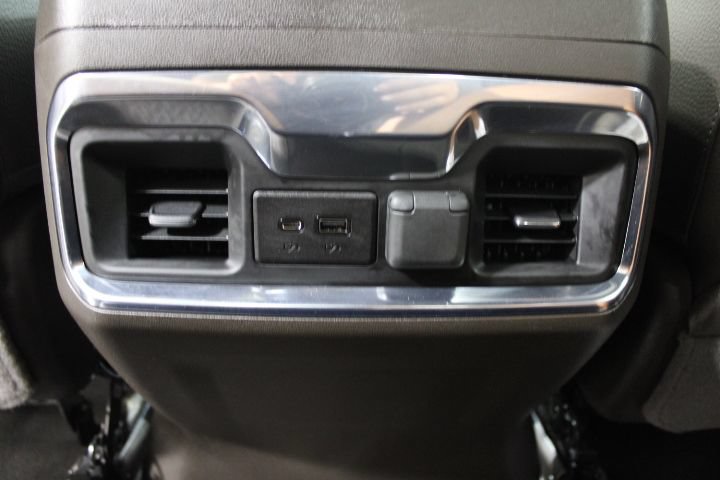 Used 2022 GMC Sierra 1500 Denali w/ Driver Alert Package II AWD/4WD image 25