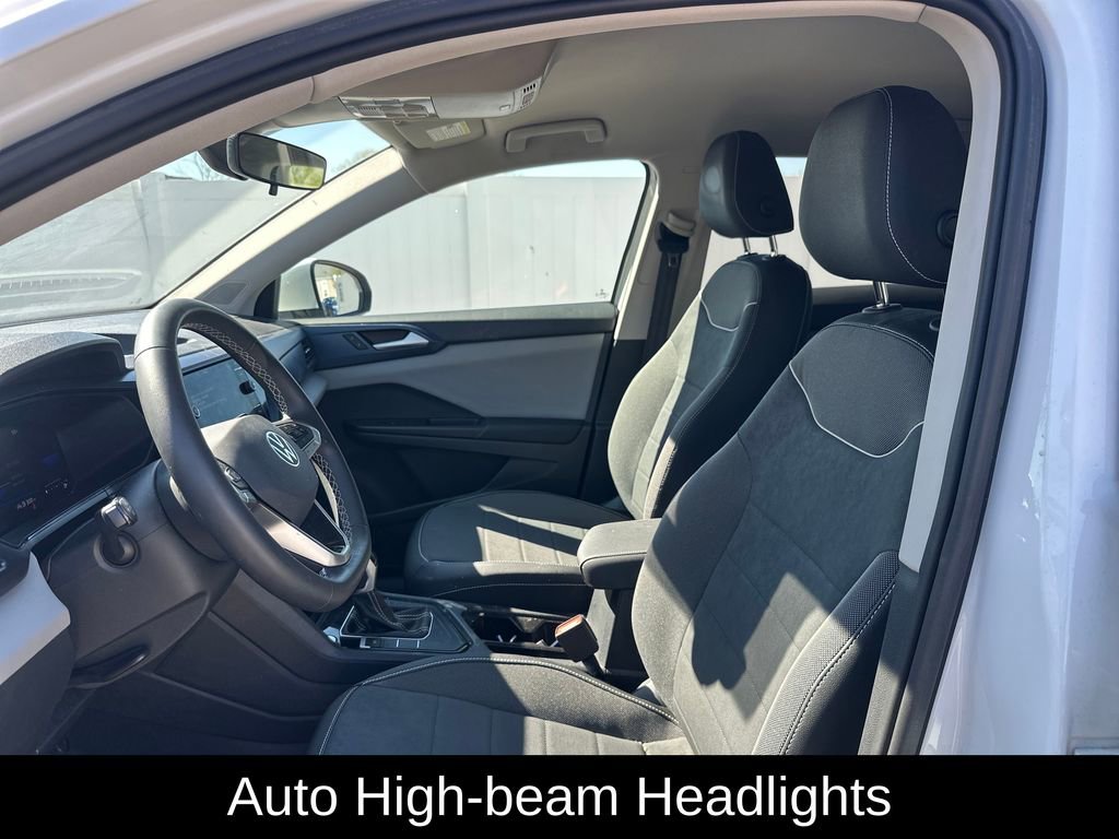 Used 2023 Volkswagen Taos SE FWD image 13