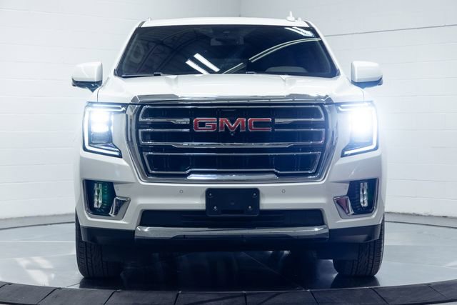 Used 2023 GMC Yukon XL SLT w/ SLT Luxury Package image 5