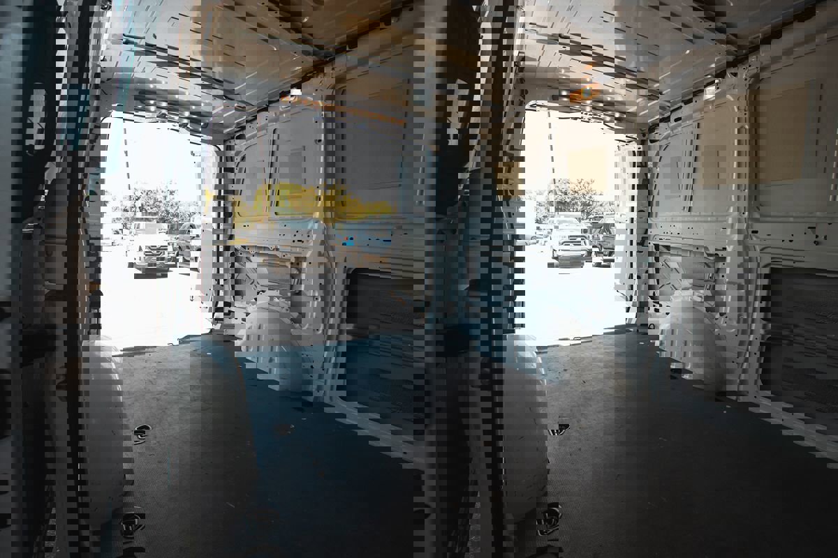 Used 2019 Mercedes-Benz Metris image 11