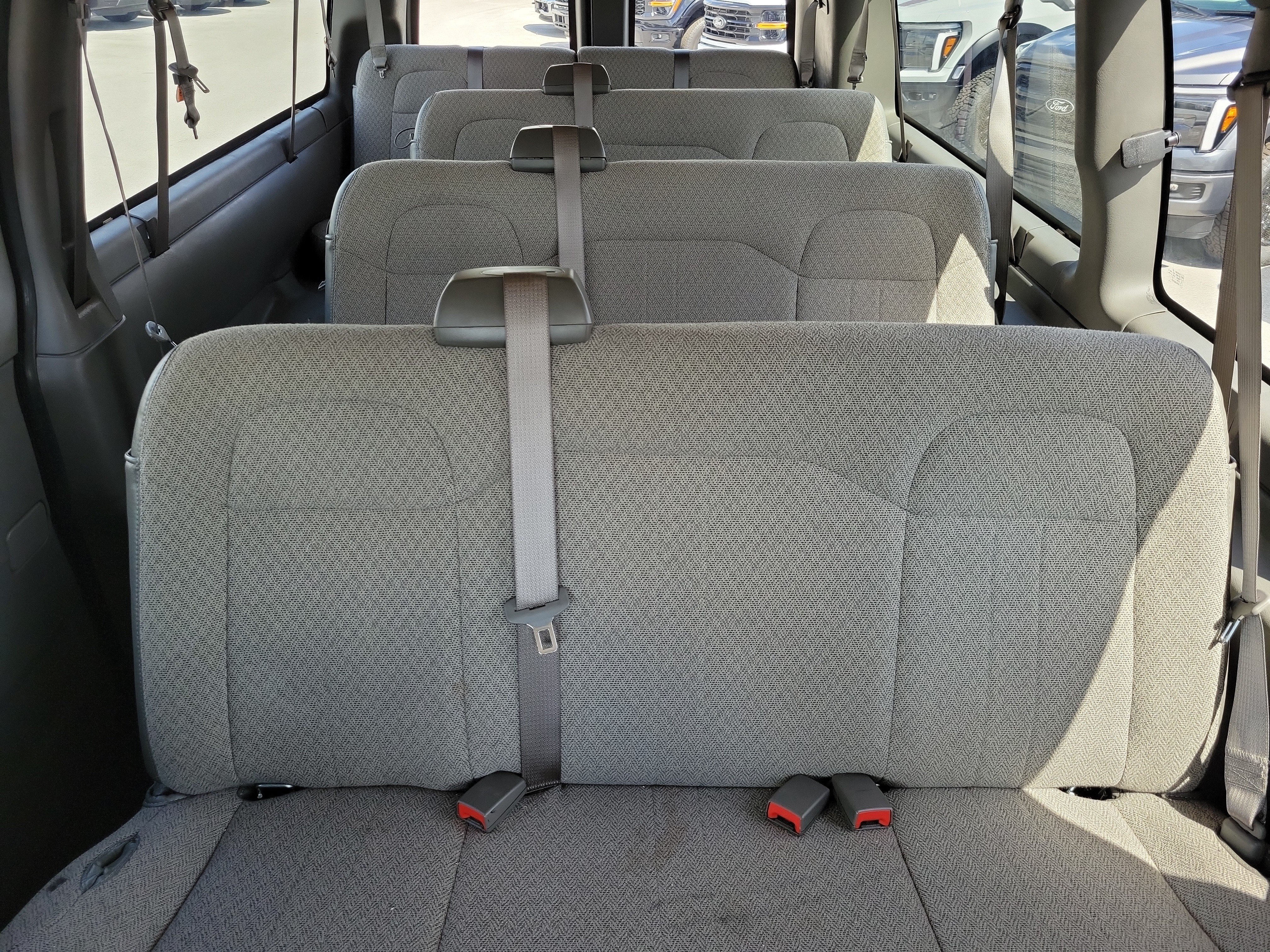 Used 2025 Chevrolet Express 3500 LT w/ LT Preferred Equipment Group RWD image 14