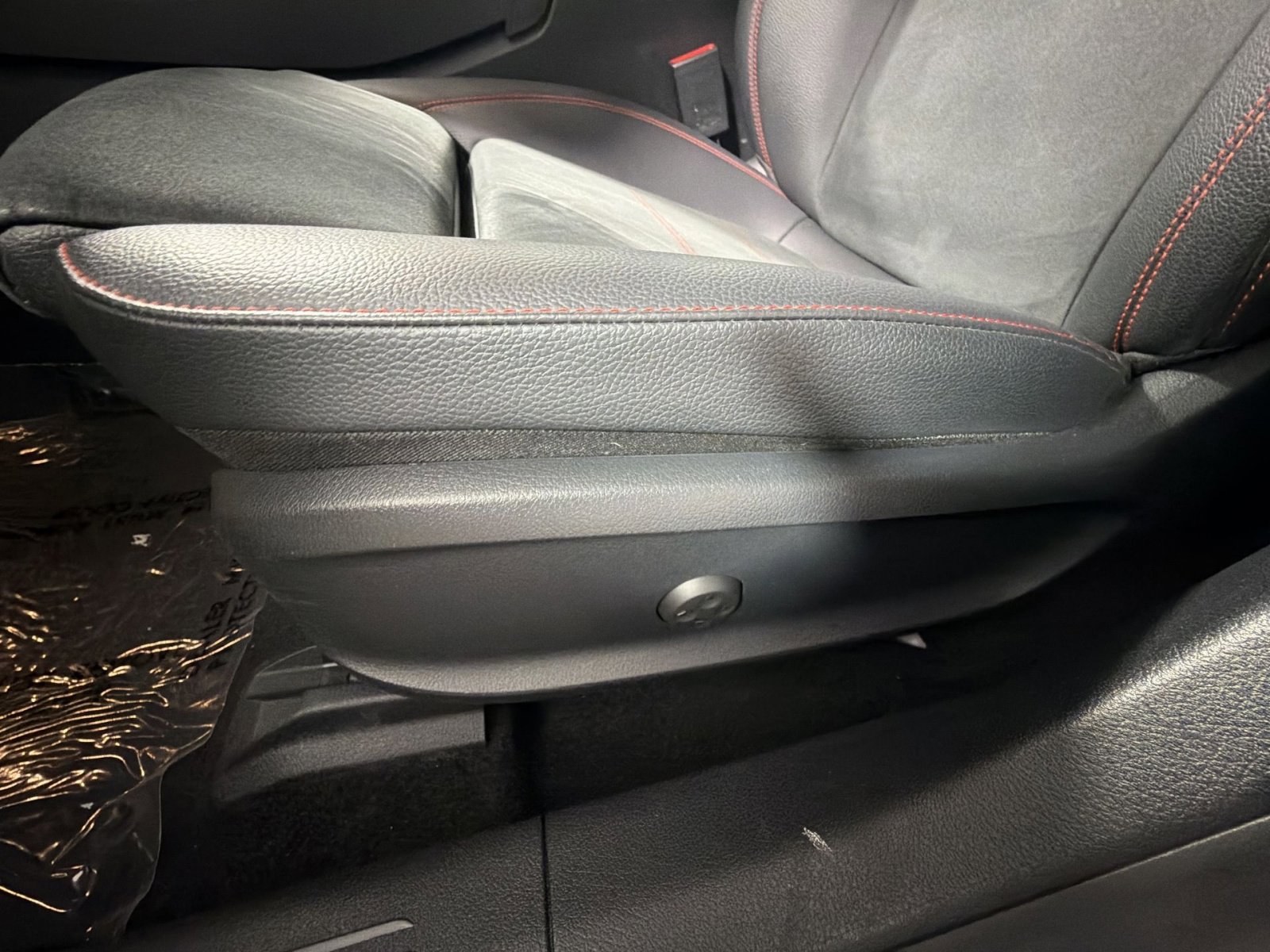 Used 2023 Mercedes-Benz CLA 250 4MATIC image 14