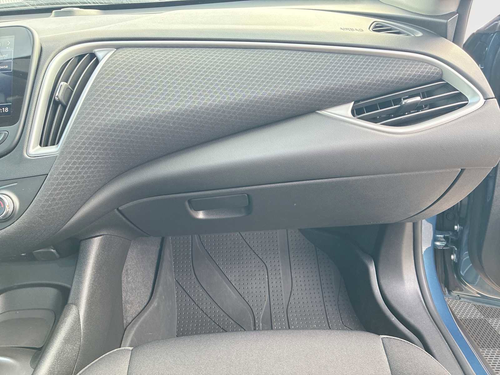 Certified 2025 Chevrolet Malibu RS w/ LPO, Floor Liner Package image 28