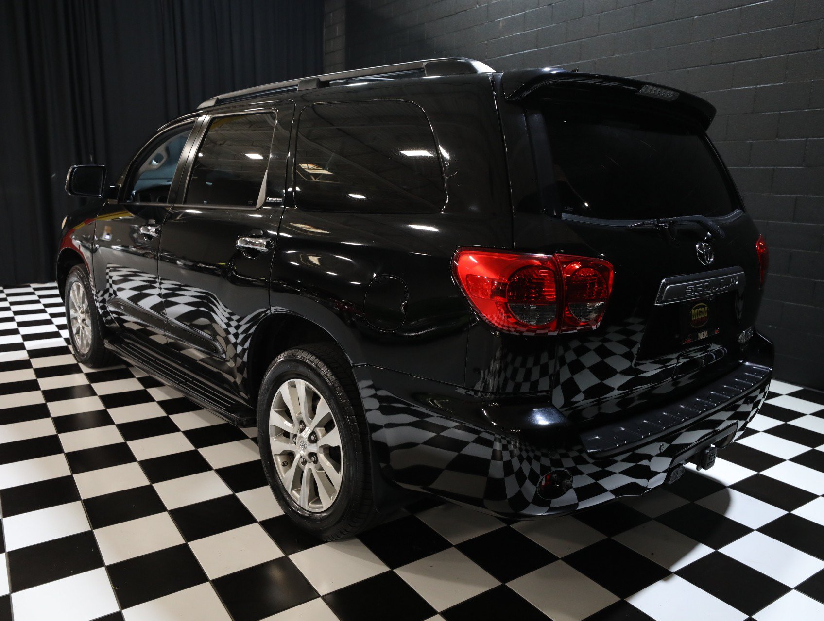 Used 2016 Toyota Sequoia Limited AWD/4WD image 22