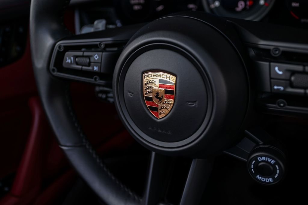 Used 2020 Porsche 911 Carrera 4S image 27