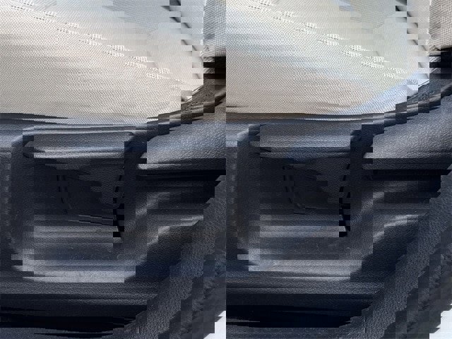 Used 2022 Toyota Corolla LE image 24