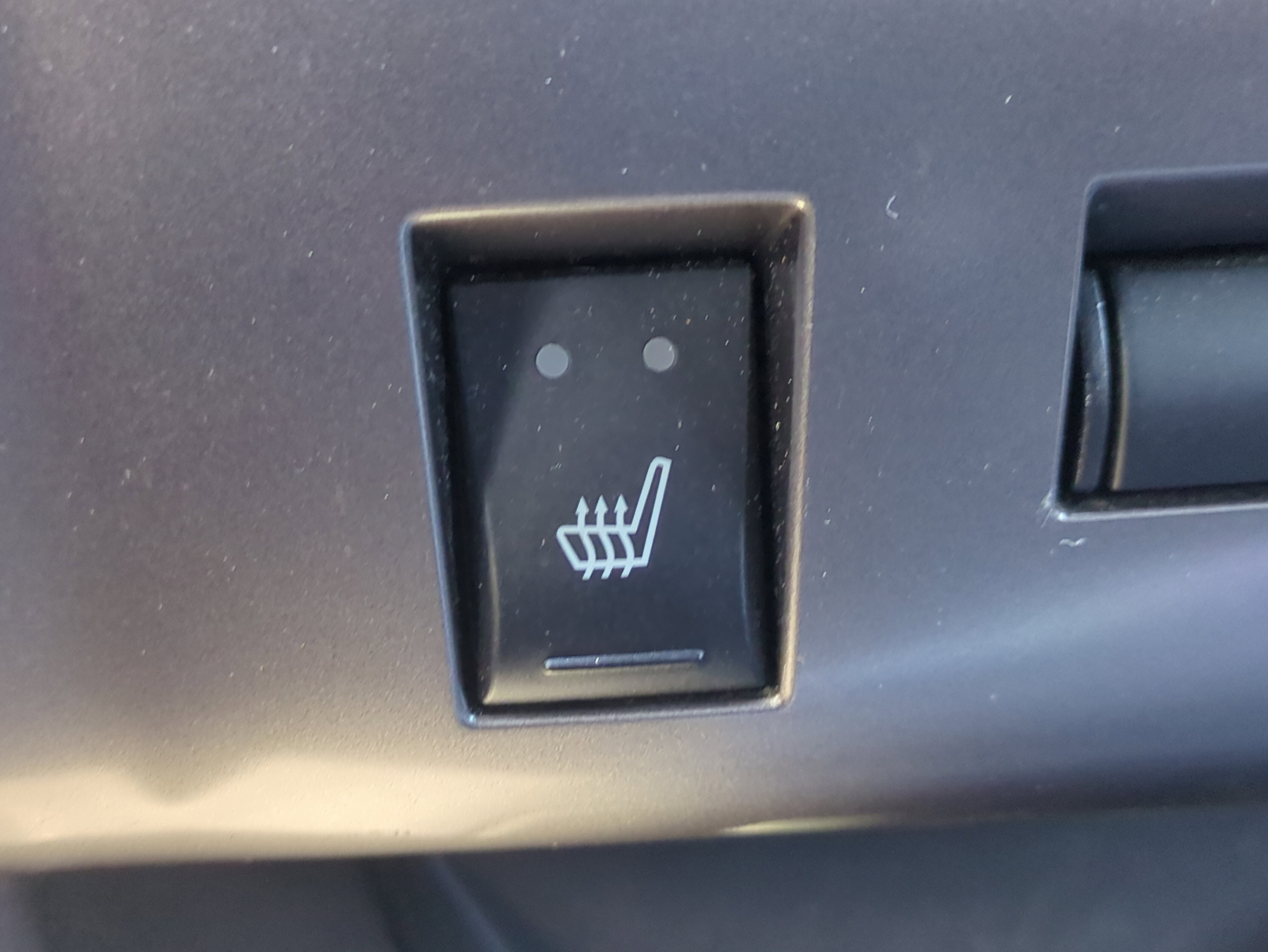 Used 2014 Dodge Challenger R/T image 23