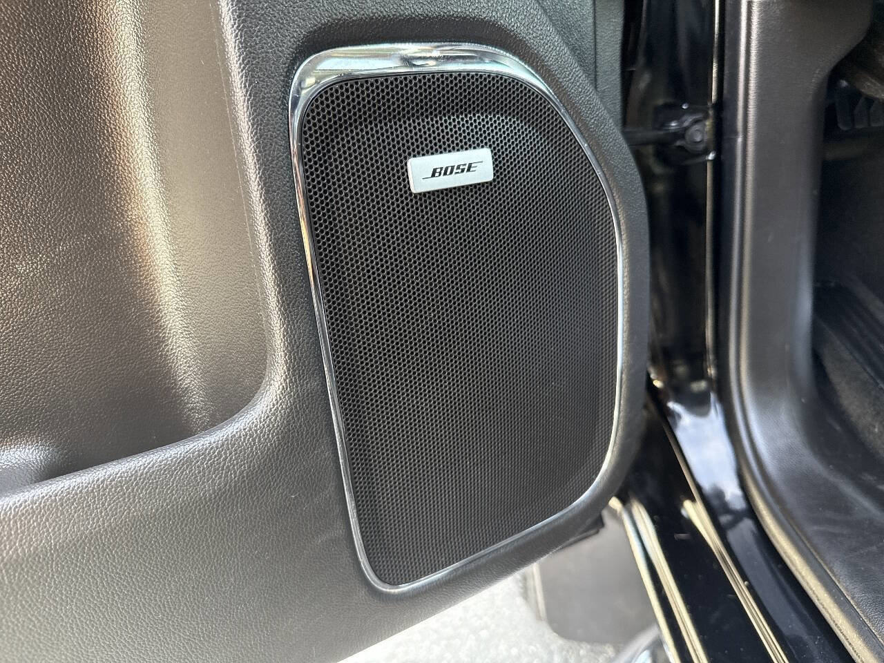 Used 2015 GMC Sierra 3500 Denali image 37