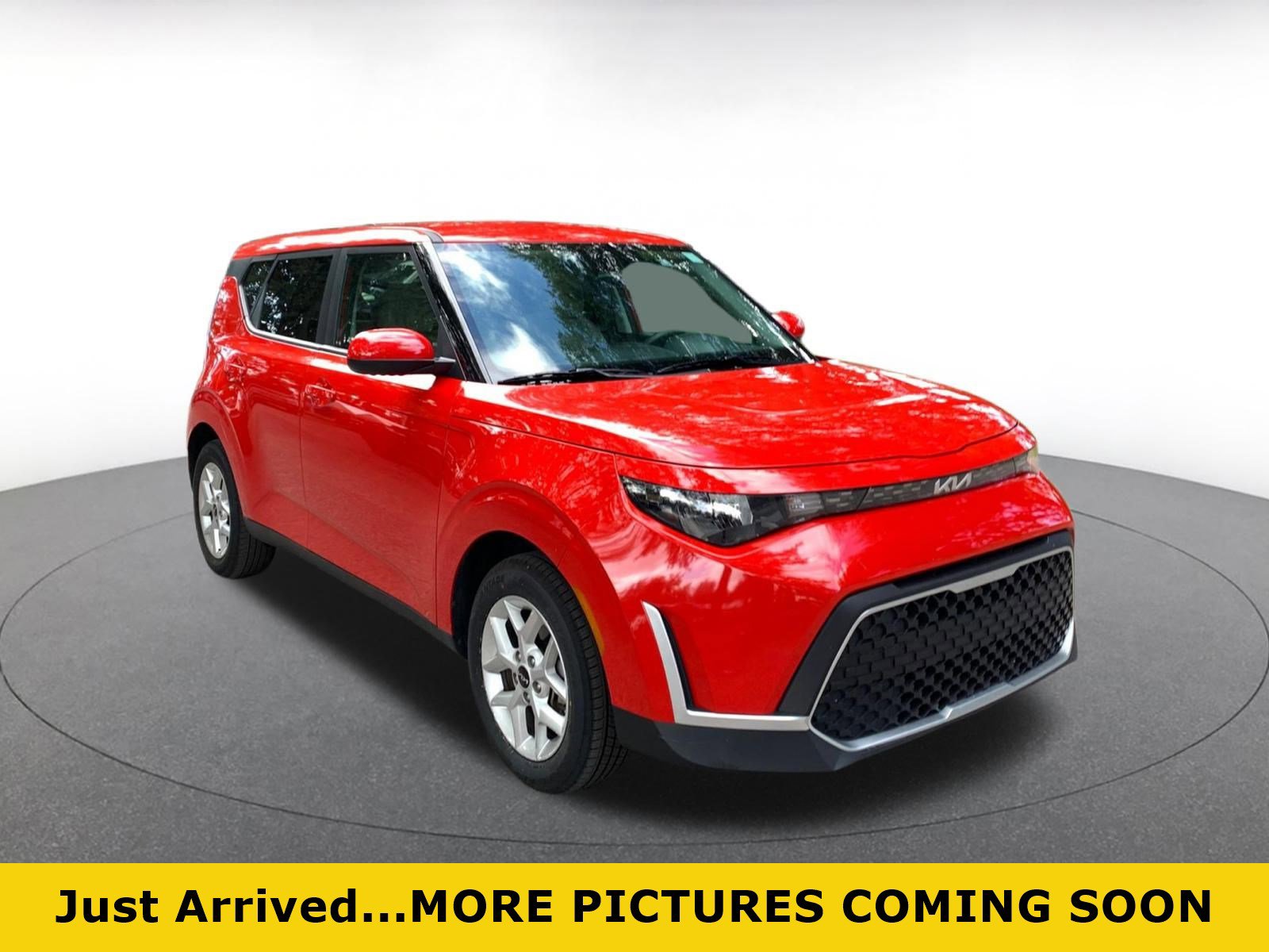 Used 2025 Kia Soul LX w/ LX Technology Package