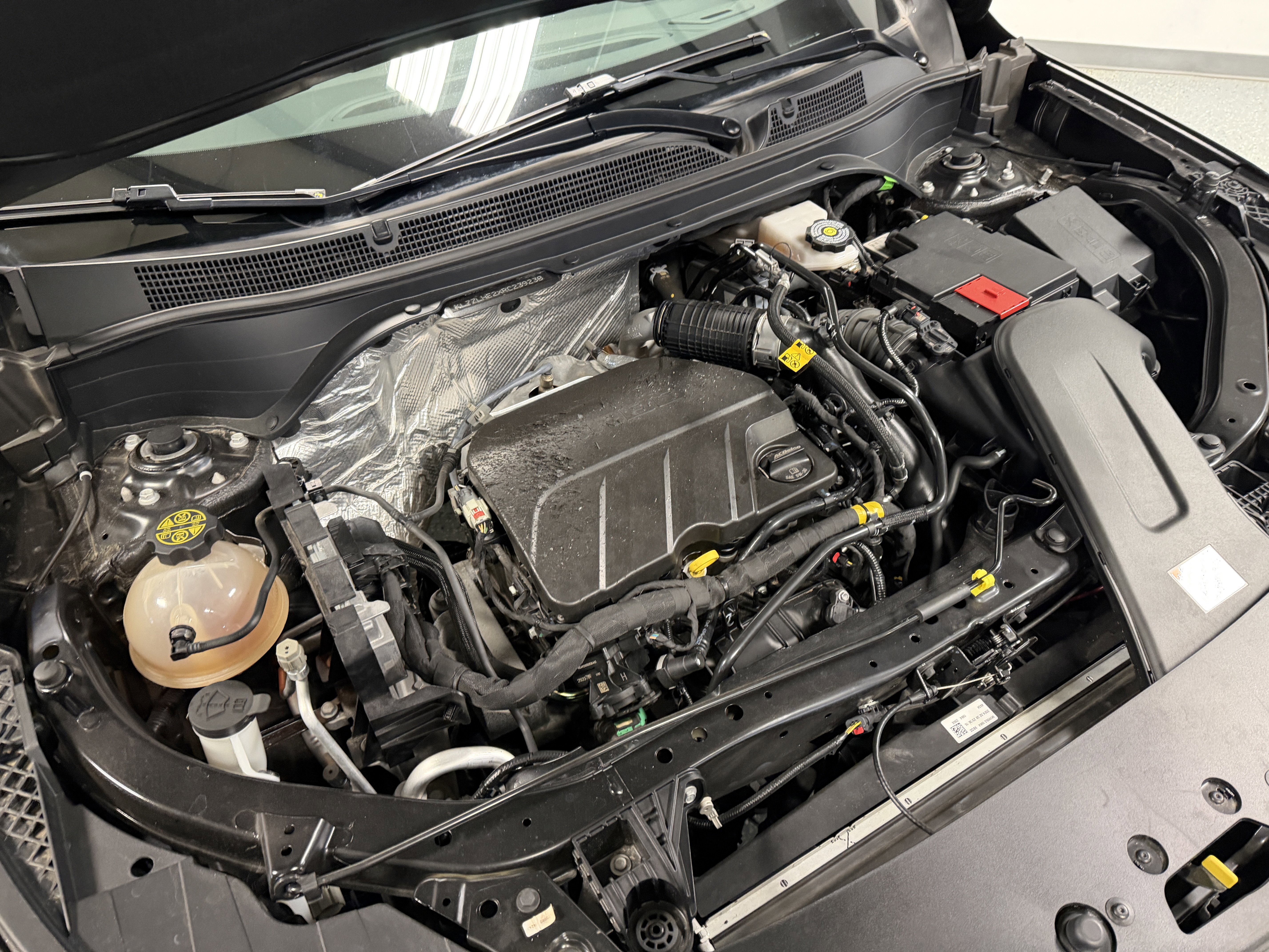 Used 2024 Chevrolet Trax LT w/ LT Convenience Package image 31