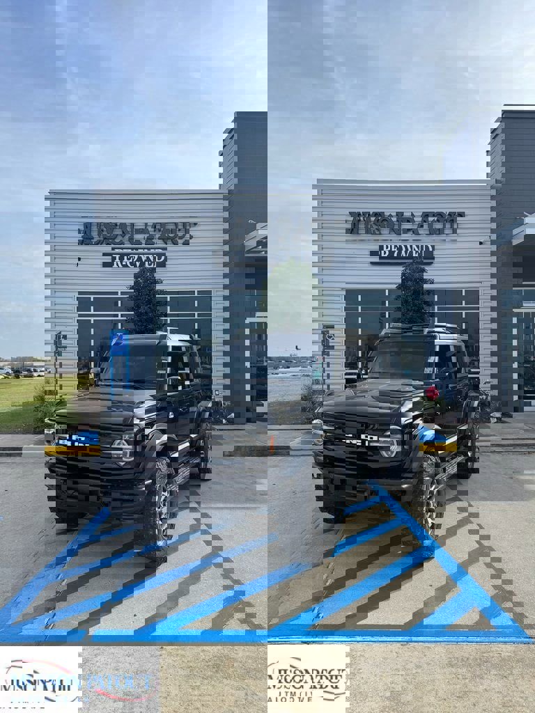 Used 2022 Ford Bronco Outer Banks image 1