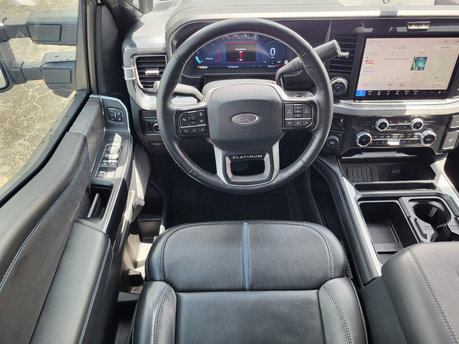 Used 2025 Ford F350 Platinum AWD/4WD image 15