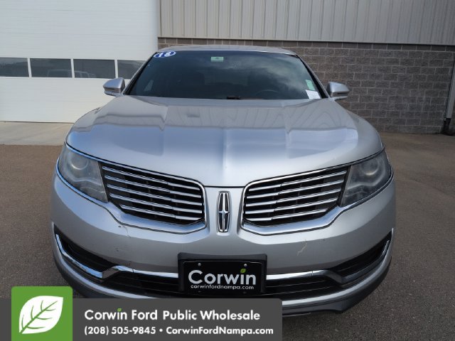 Used 2018 Lincoln MKX Select w/ Select Plus Package FWD image 8