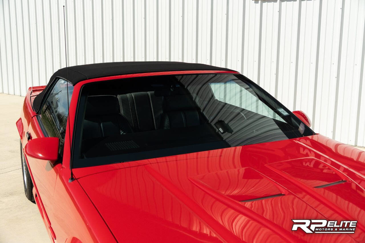 Used 1991 Chevrolet Camaro Z28 RWD image 21
