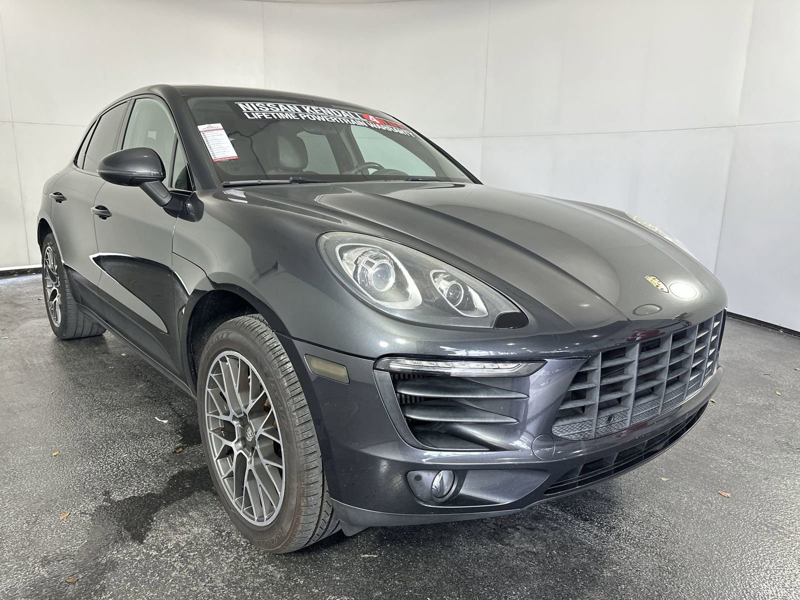 Used 2017 Porsche Macan S image 3
