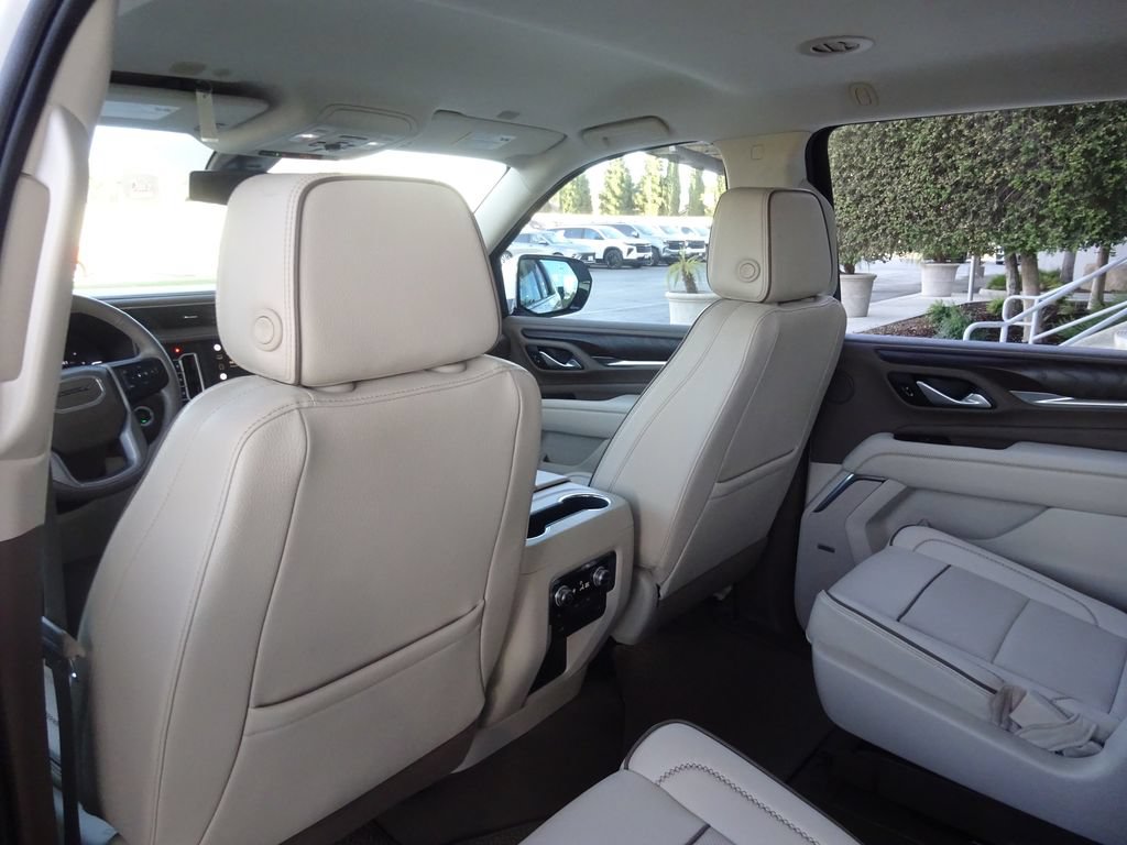 Certified 2022 GMC Yukon XL Denali w/ Max Trailering Package AWD/4WD image 19