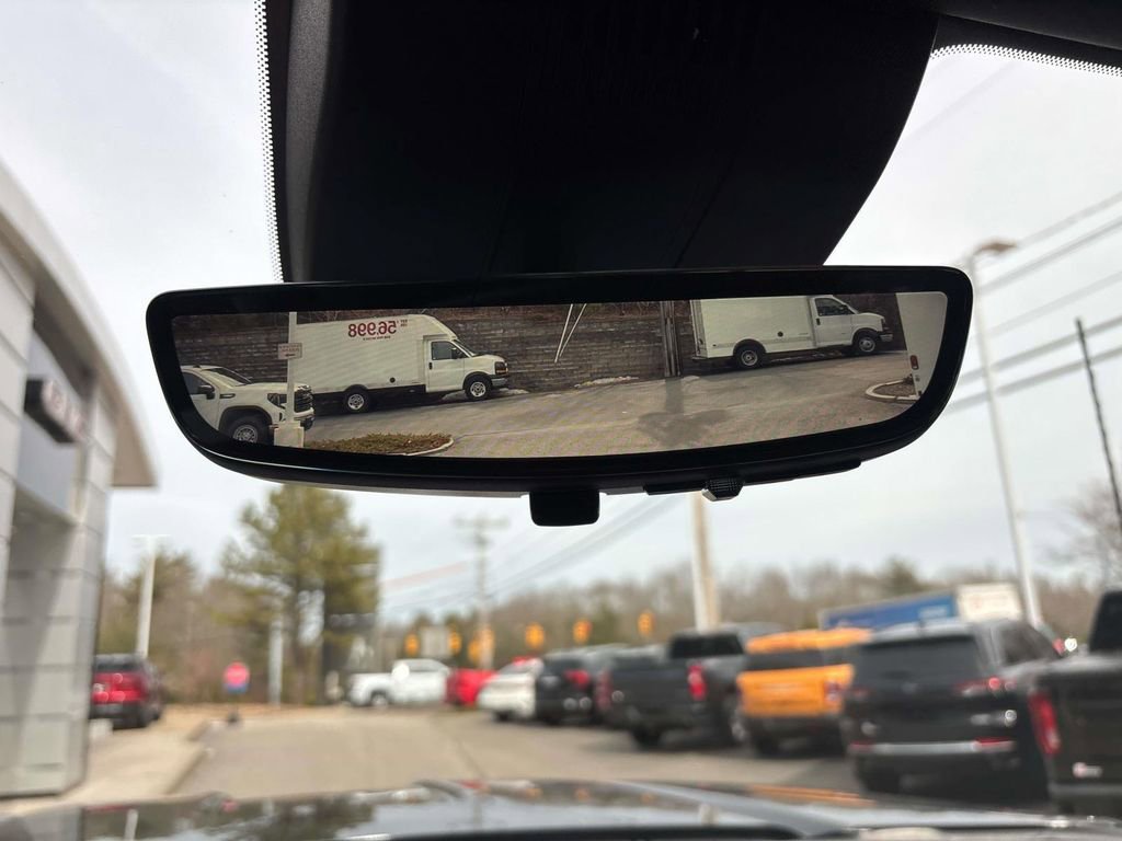 Used 2025 GMC Sierra 2500 AT4 w/ AT4 Premium Plus Package image 29