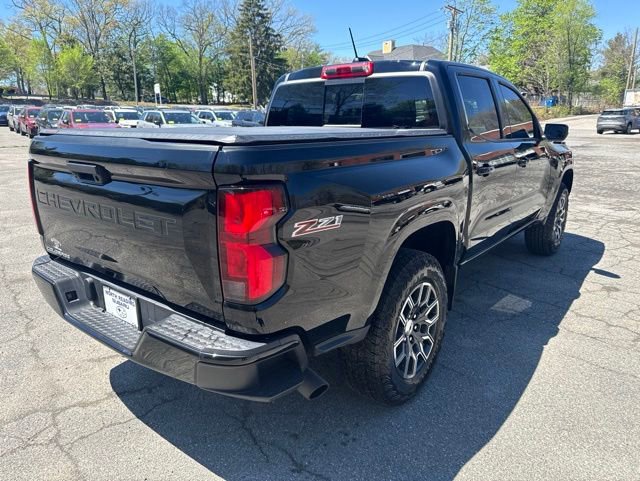 Used 2023 Chevrolet Colorado Z71 w/ Z71 Convenience Package 2 AWD/4WD image 3