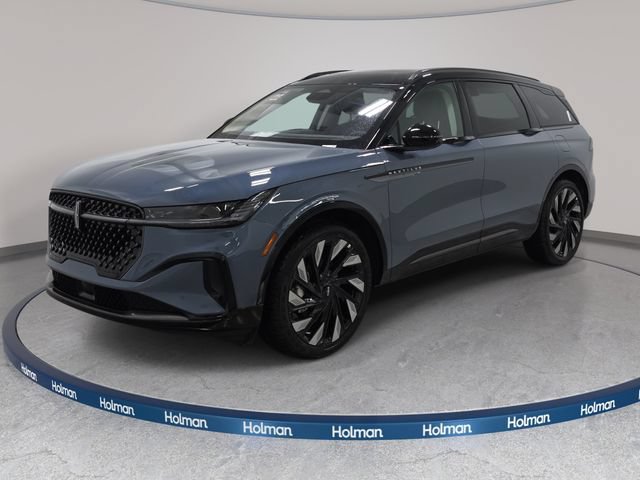 New 2026 Lincoln Nautilus Reserve w/ Jet Appearance Package AWD/4WD image 1